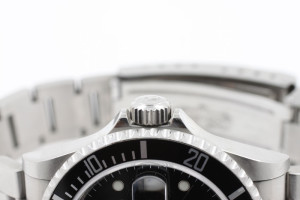 Rolex-Submariner-Date-Schweiz---Luxury-Motors